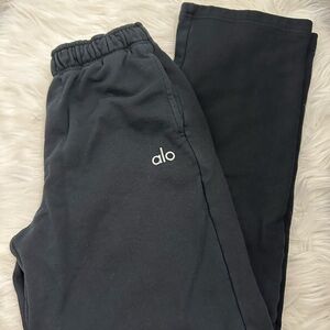 Alo yoga sweats